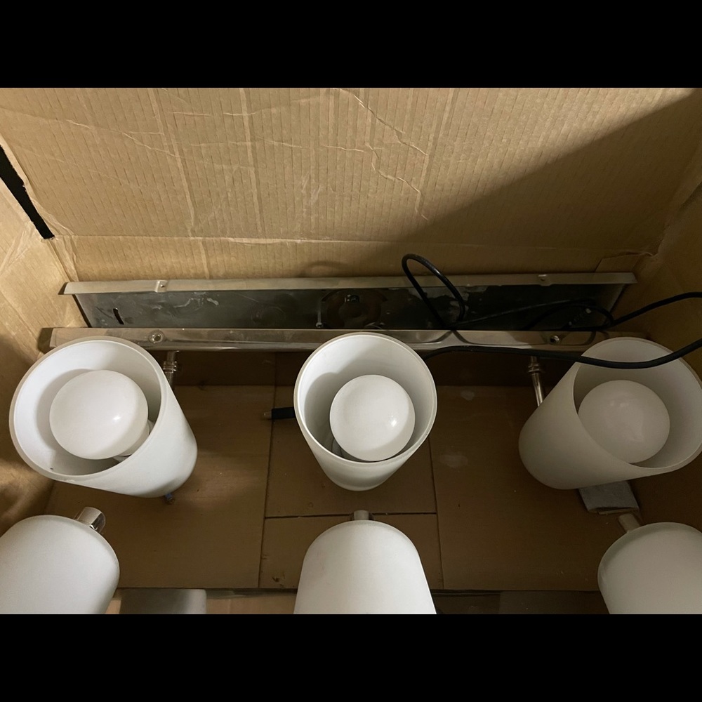 A pair of vanity lights.